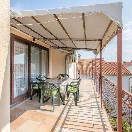 Apartments Mira I Vodice Exterior photo