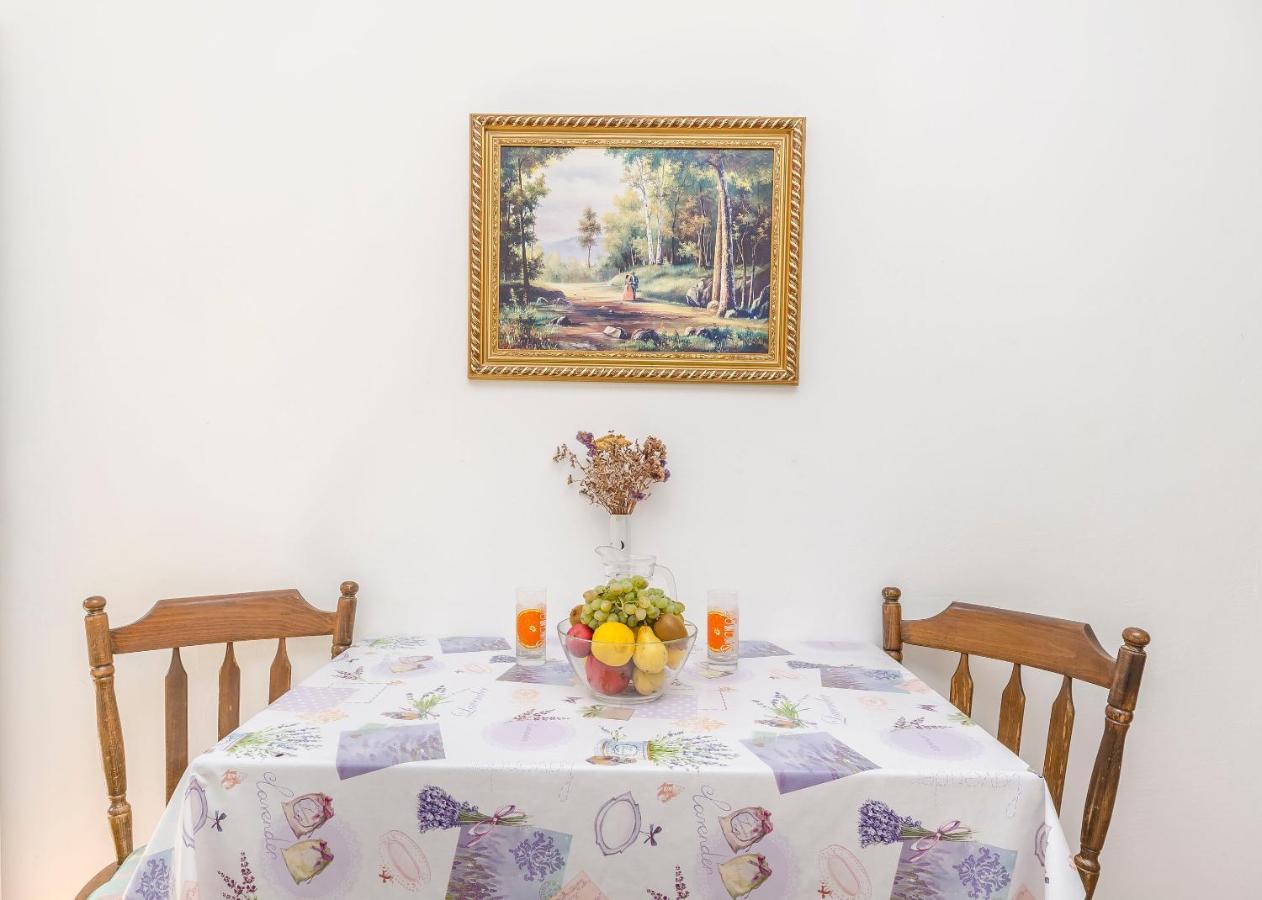 Apartment Mira I
